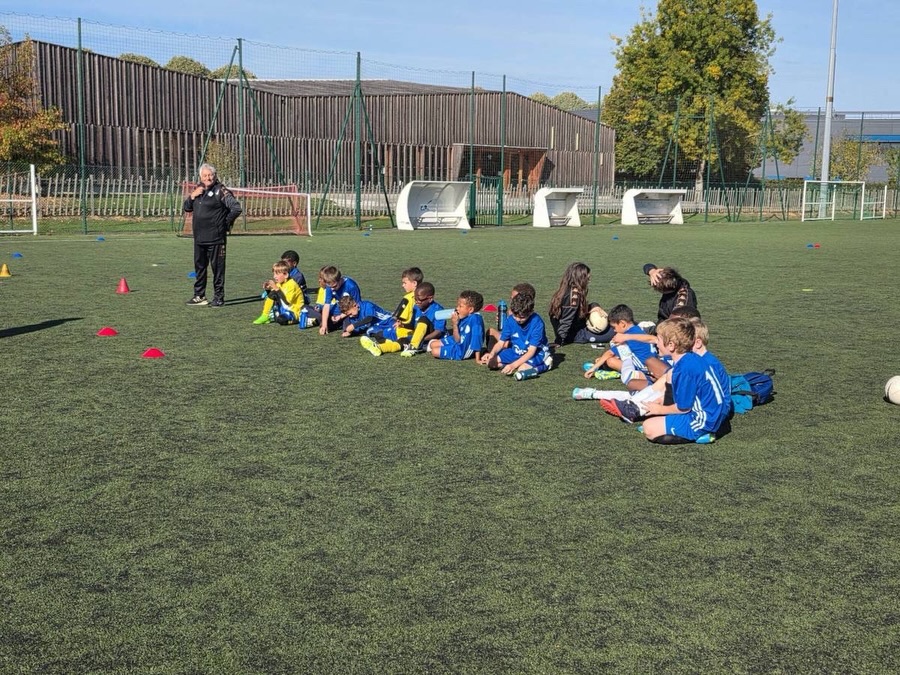 Voisins Football Club